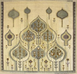 Németh Éva (1930-2019) textilművész: Nagyméretű faliszőttes pávákkal és virágos réttel. Hibátlan, 155x140 cm //...