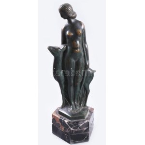 Liszkay Kováts Zoltán (1898-1967): Akt őzikével. Art deco patinázott bronz szobor, márvány talapzaton, cca 1930/40...