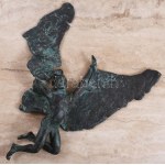 Taubert László (1966-): Ikarosz. Patinázott bronz, márvány lapon, jelzés nélkül...