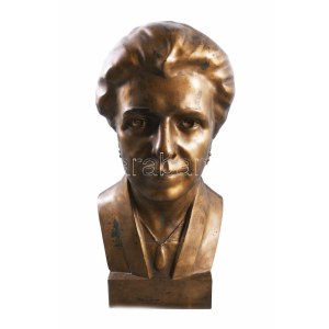 Vastagh László (1902-1972): Édesanyám. Bronz, 1935, patinával, jelzett, m: 34,5 cm /// László Vastagh (1902-1972)...