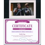 John Travolta - Egy hollywoodi legenda aláírása John Travolta az egyik legismertebb amerikai színész, aki a 70...