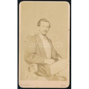 1868 Myskovszky Viktor (1838-1909) építész, művészettörténész, keményhátú fotó Divald Károly eperjesi műterméből, 10...