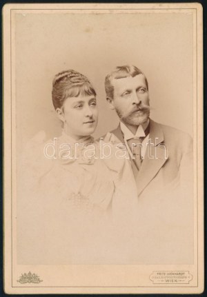 cca 1860-1865 paksi Sipeky Sándor (Alsólóc, 1822 - Bécs, 1866) és felesége, herési és oláhsági Piacsek Szidónia (1826...