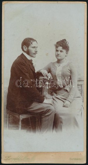 cca 1900 Kaposvár, Gundy László és Donner Júlia jegyespár portréfotója, Gundy apja Gundy György (1820-1880) operaénekes...