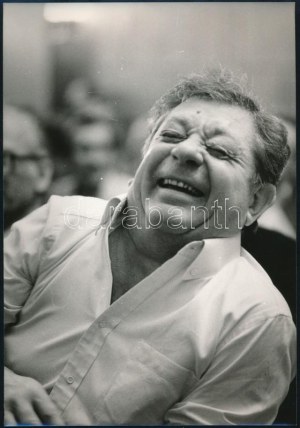 cca 1986 Benkő Imre fotóriporter, fotóművész pecséttel jelzett, vintage fotója Makk Károly filmrendezőről...