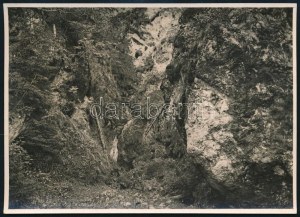cca 1910 Brassó környéki hegyek, Tömös-völgy, Tarmina hasadék, Erdélyi Mór (1866-1934) felvétele...