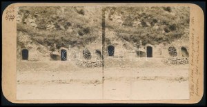 cca 1910 Titeli plató, barlanglakások, sztereófotó, feliratozva, 9×17,5 cm