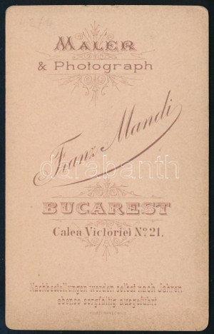 cca 1870 Nő népviseletben, keményhátú fotó Franz Mandi bukaresti műterméből, 10,5×6,5 cm