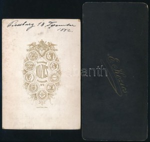 1882 Pozsony, Műtermi portrék gyerekekről, 2 db keményhátú fotó Kozics műterméből, egyik hátoldalon datálva, 16,5×10...