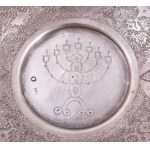 Ezüst (Ag) Kiddus pohár alátéttel. cca 19. sz. utolsó harmada, jelzett, mesterjeggyel, m: 9,5 cm, d: 13,5 cm...
