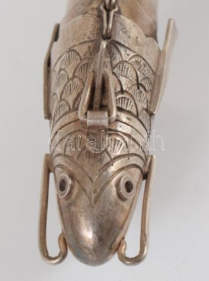 Halfigura, filigrán ezüst (Ag) psumintartó, mozgatható testtel. Antik, orosz, IX mesterjeggyel. h: 16 cm, 116 g //...