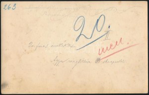 1914 Osztrák-magyar tüzérségi ágyú srapnellel való megtöltése, nagyméretű sajtófotó, a hátoldalon feliratozva...