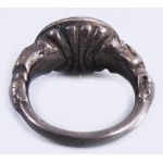 Ezüst gyűrű. cca 17-18. sz., Erdély, ezüst (Ag), jelzés nélkül, m: 63, nettó 14,7g /// Silver ring. c. 17th...