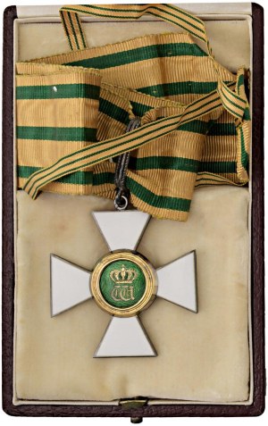 Medals - LUXEMBOURG Order of the Crown of Oaken Cross from ...
