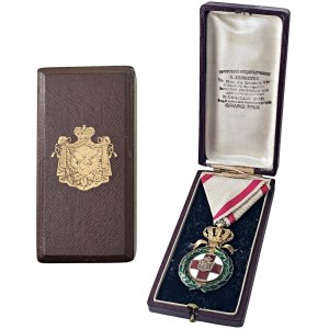 Medals - MONTENEGRO Ordine della Croce Rossa Medaglia al me...