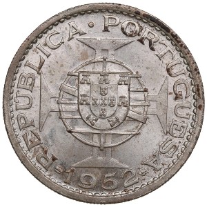 Macau 5 Patacas 1952
