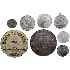 Group of Russian, USSR and Poland medals and tokens (8)