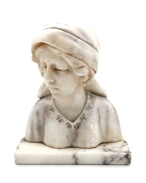 Bust of a young woman(20th century).