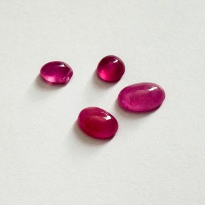 Set of 4 natural rubies