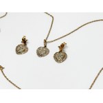 Złoty 375/9K komplet w kształcie serc z Diamentami 0.24 Ct (3x0.08 Ct)