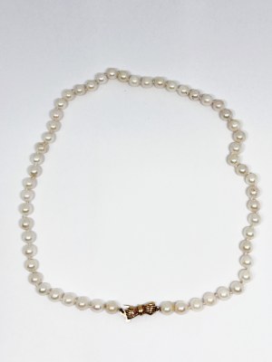 Akoya saltwater pearl necklace