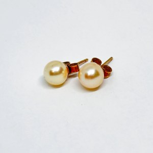 Gold 375/9K earrings with Akoya pearls, post