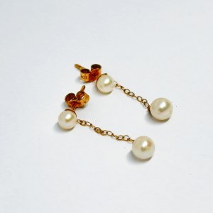 Gold 375/9K pendant earrings with Akoya pearls, post