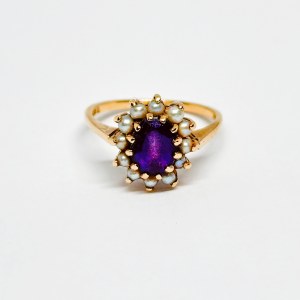 Gold 375/9K Ring with Amethyst and Pearls