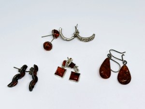 Set of 5 Pairs of Silver Earrings with Amber