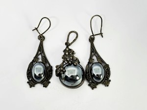 Silver floral set with Hematite