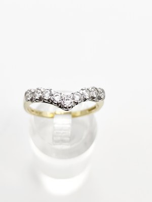 Gold 585/14K ring with white zircons