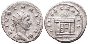 Divus Trajan (died 117), Antoninianus struck under Trajan Decius, Rome, 251; AR (3,39 g; 21,8 mm; 6 h)