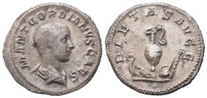 Gordian III as Caesar (238), Denarius struck under Balbinus and Pupienus, Rome, 22 April - 29 July, 238; AR (3,09 g; 19,5 mm; 6 h)