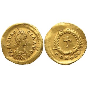 Aelia Eudocia, Tremissis struck under Theodosius II, Constantinopolis, AD 444; AV (1,45 g; 13,5 mm; 6 h)