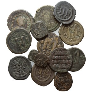 Lot of 14 Æ coins to be catalogued. Lot sold as is, no returns.