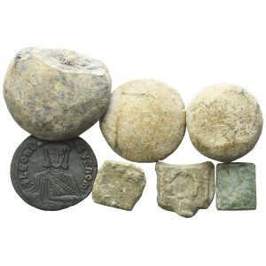 Lot of 7 numismatic items (3 tokens, 2 tesserae, 1 nomisma square weight, 1 40 nummi)
