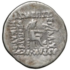 Greek coins - PARTIA Sinatrukes (93-70 a.C.) Busto a s. - R/ Arc...