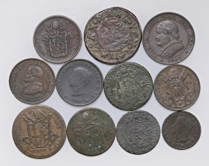 Italian coins - Lot of 11 coins as pictured...