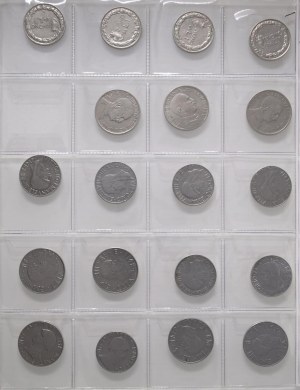 Savoy Coins - Lot of 19 coins of Victor Emmanuel III as d...