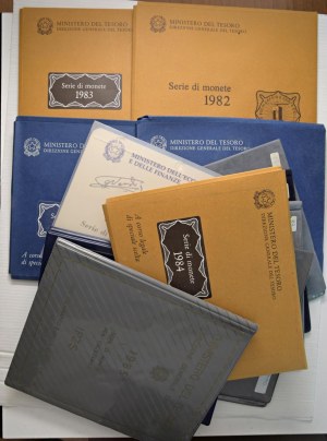 Italian Republic - REPUBBLICA ITALIANA Large lot of divisionals from...