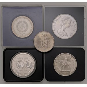 Foreign coins - WORLD COINS Lotto di cinque astuccio originali com...