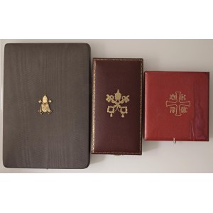 Papal medals - Lotto di 3 Medaglie in cofanetto di emissione Papa...