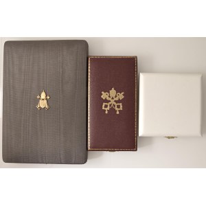 Papal medals - Lotto di 3 Medaglie in cofanetto di emissione Papa...
