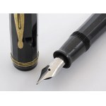 Pens - AURORA - Fountain pen - Novum. Body and cap...