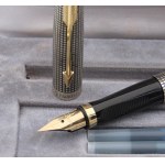 Pens - PARKER - Fountain pen - Body and cap made of...