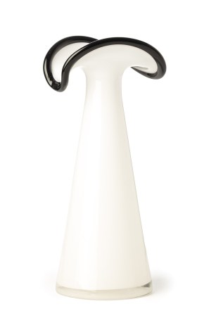 Jerzy Słuczan-Orkusz Tarnowiec Glassworks in Tarnowiec, Vase 1970s-80s.