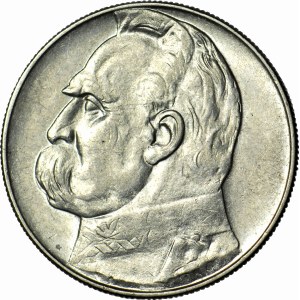 10 gold 1937, Pilsudski, rarer vintage, circa mint.