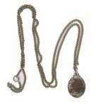 Chain with patriotic eagle pendant