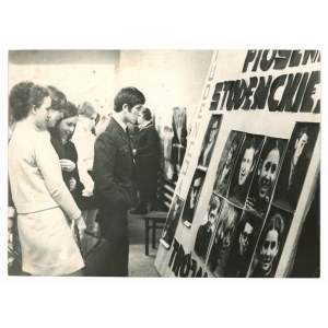 Antoni Nowosielski, photo. student song festival, 1968 (728)
