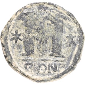 ANASTASIUS I.(491-518).Constantinople.Follis.Obv : DN ANASTASIVS PP AVG.Pearl diademed, draped, cuirassed bust to right.Rev : Large M, star left, cross above, star right, Є below, mintmark CON.Ref.: Sear 19.Ae. 17,34g.